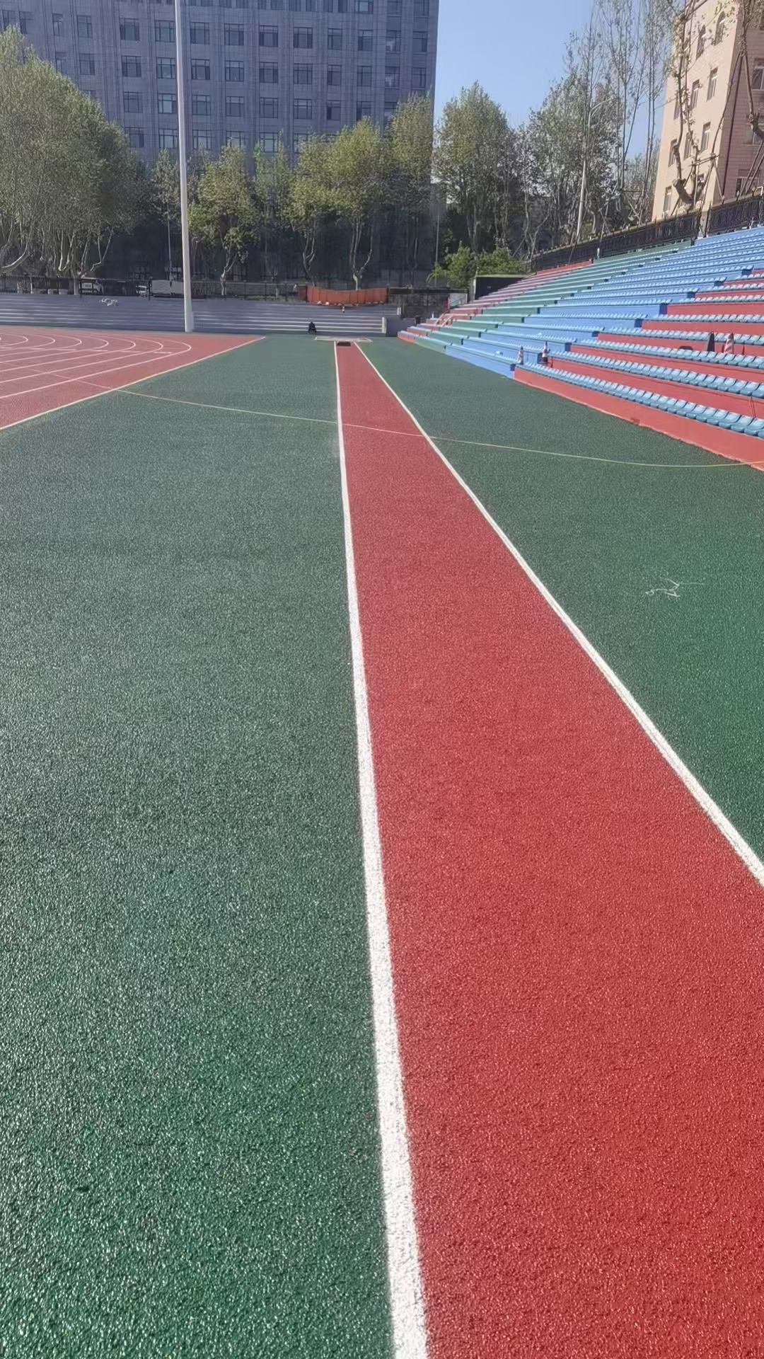 威海市彩色epdm颗粒透水跑道 - 排名